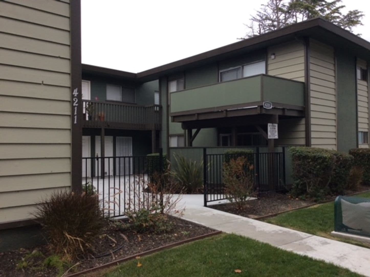 Fremont Apartment: 4211 Central Ave