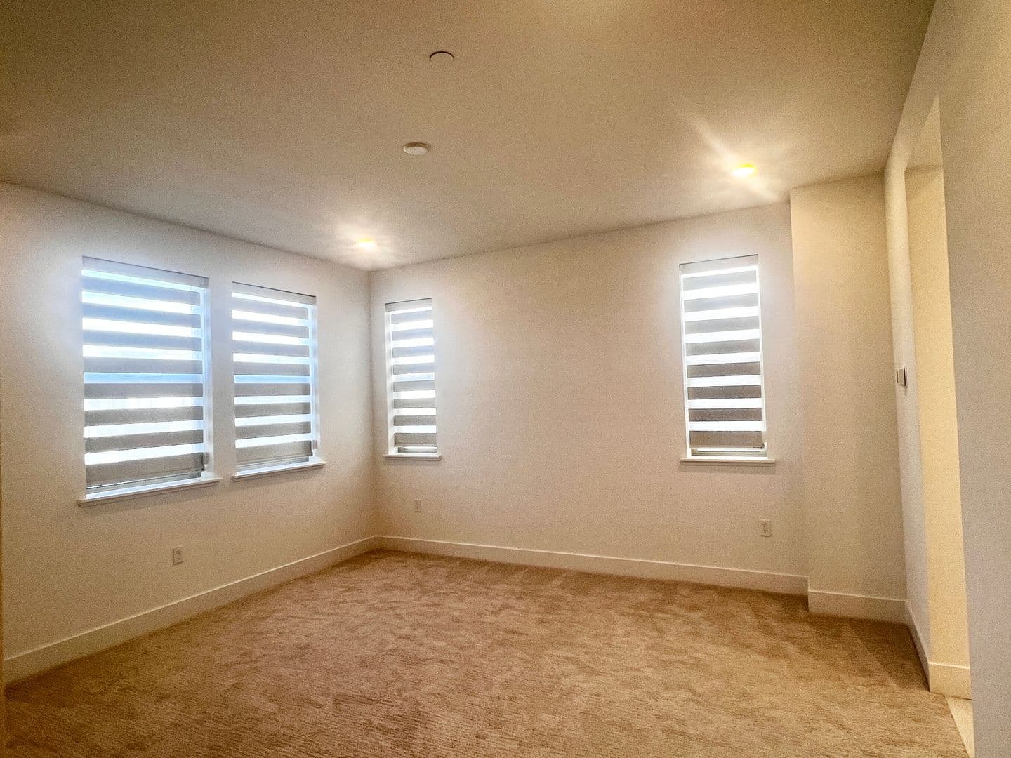 Dublin House: 4867 Diablo View St.