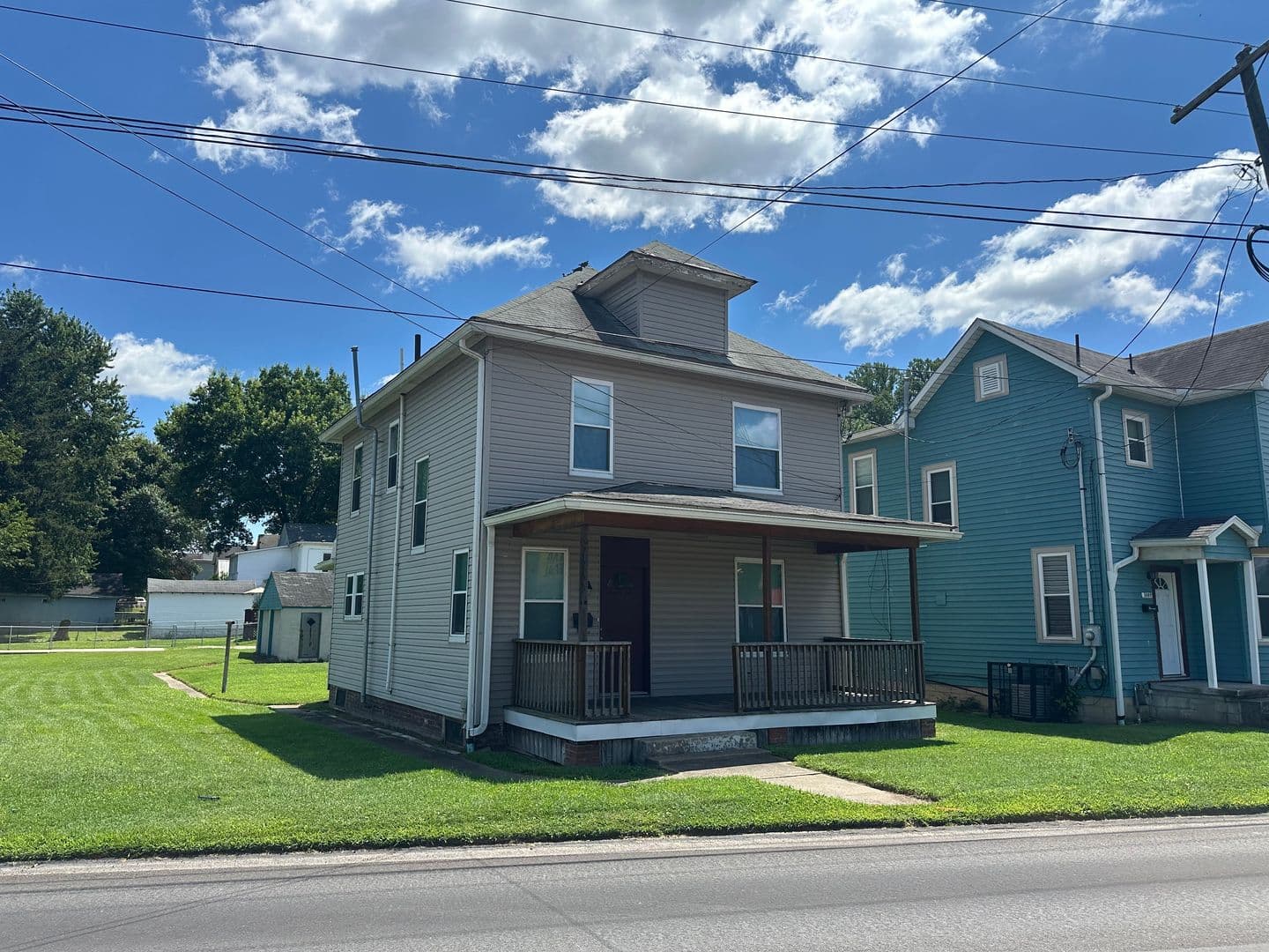 Parkersburg House: 3002 Dudley Avenue
