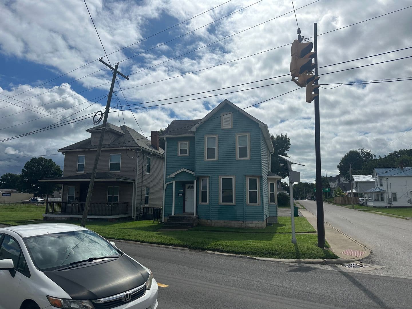 Parkersburg House: 3000 Dudley Avenue