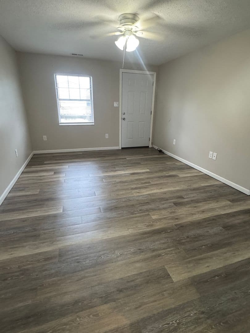 Vienna Apartment: 1100 12th Street