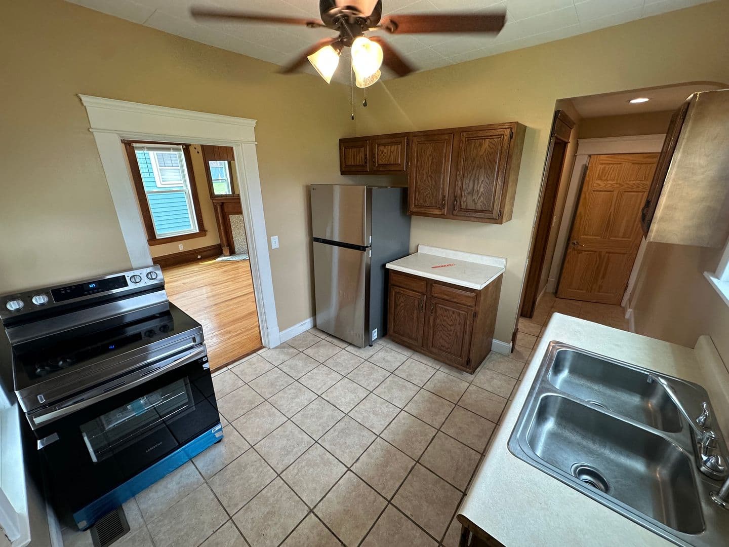 Parkersburg House: 3002 Dudley Avenue