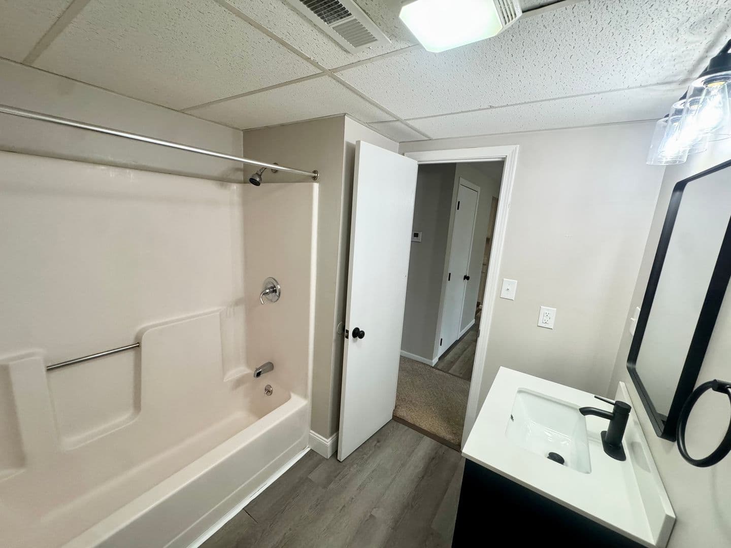 Vienna Apartment: 1100 12th Street