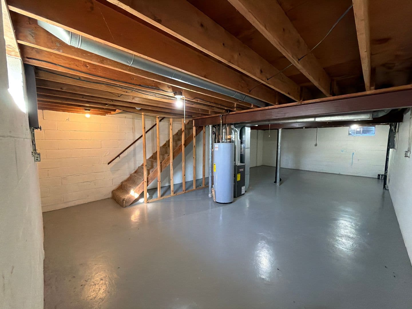 Belpre Apartment: 1604 Hill Street