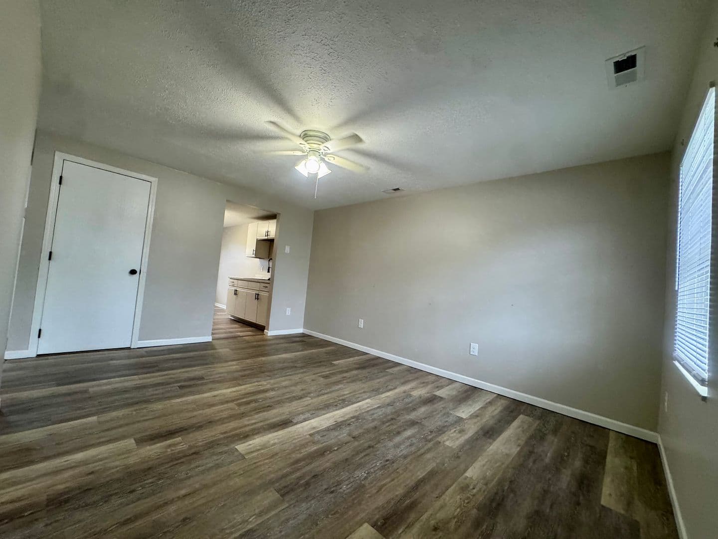 Vienna Apartment: 1100 12th Street
