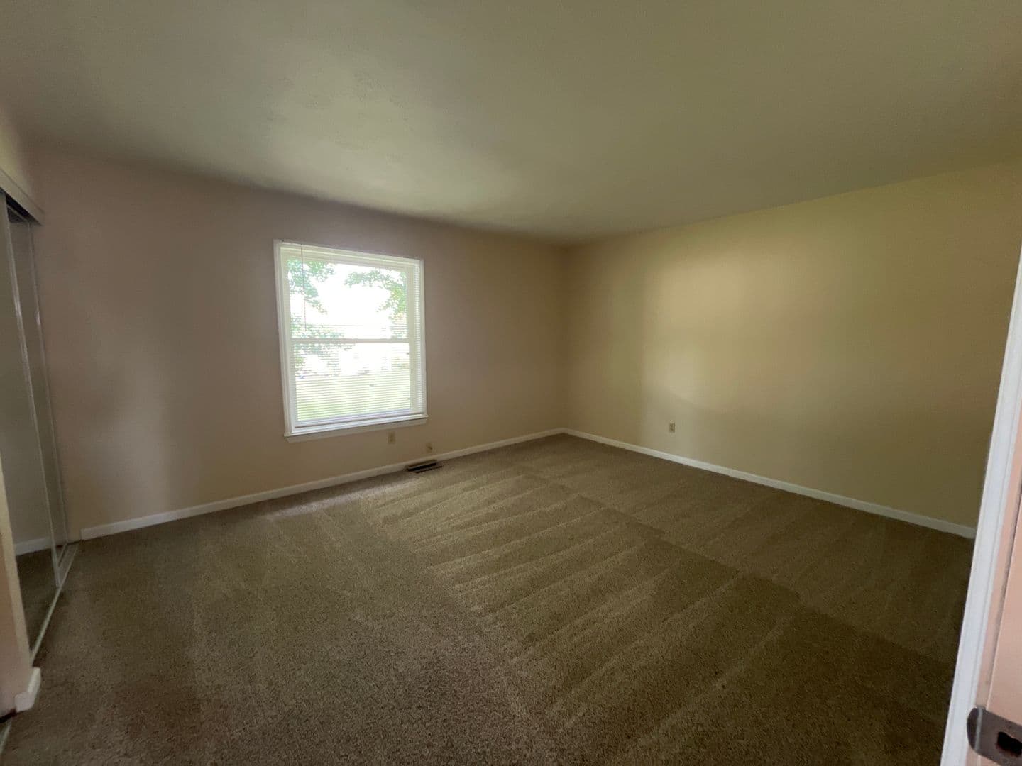 Belpre Apartment: 1604 Hill Street
