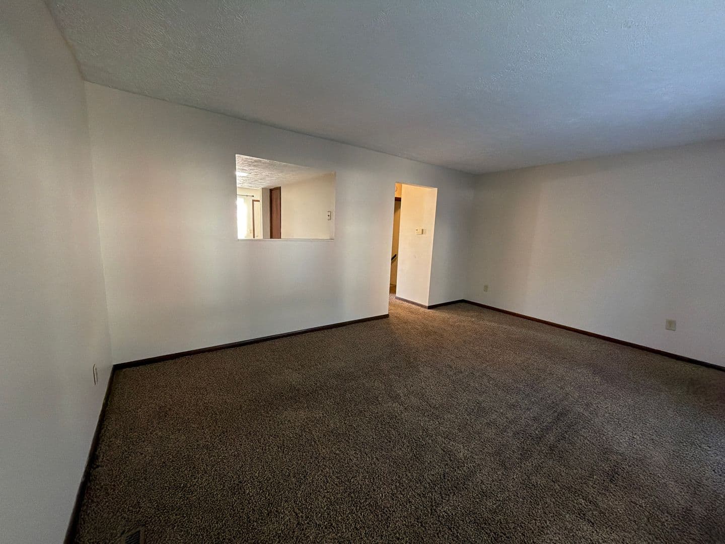 Belpre Apartment: 1604 Hill Street