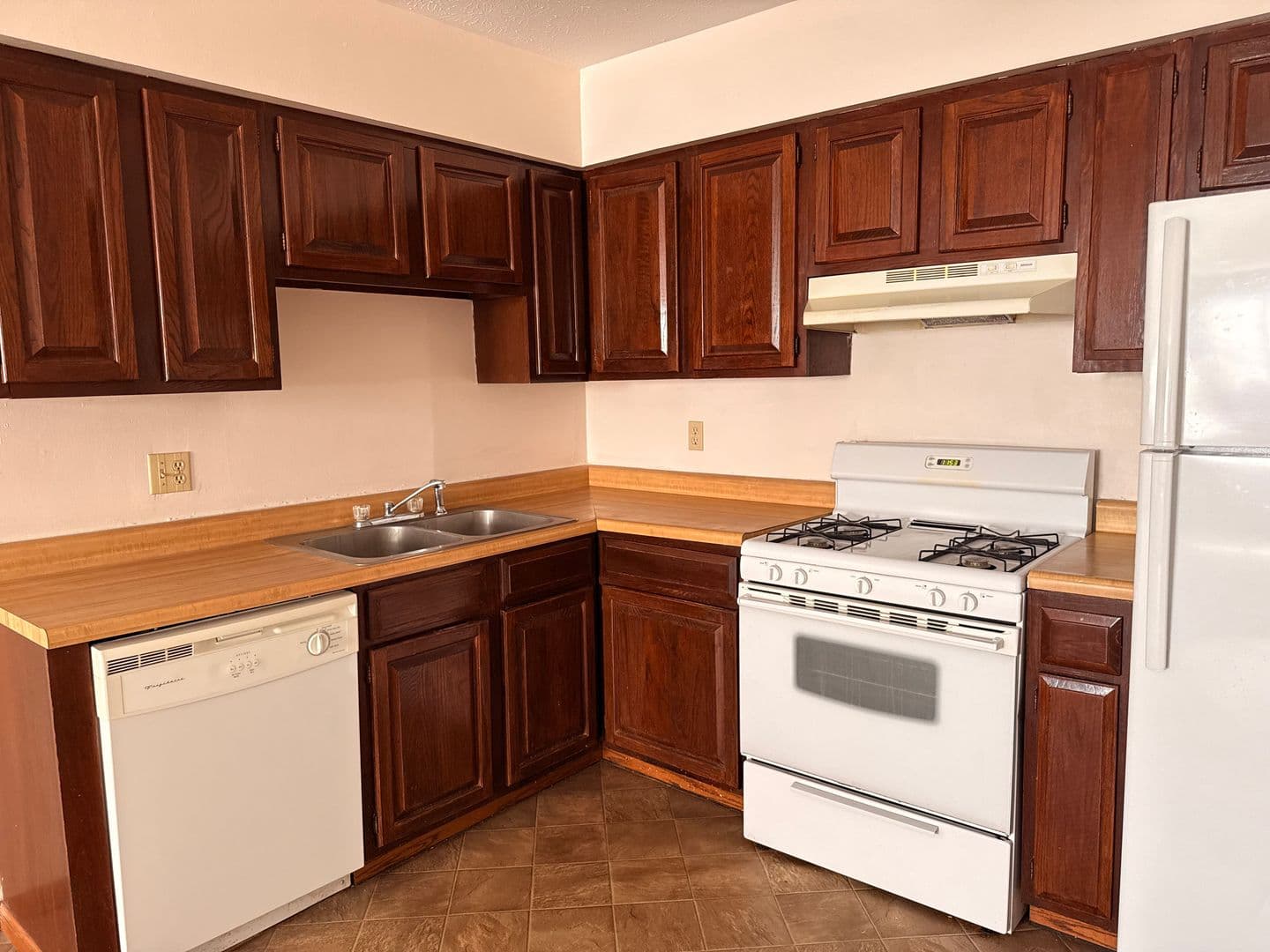 Vienna Apartment: 1202 19th Street