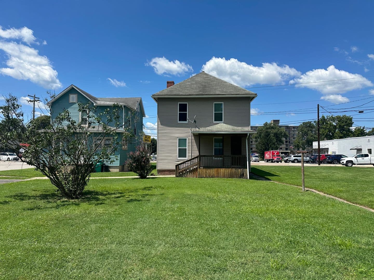 Parkersburg House: 3002 Dudley Avenue