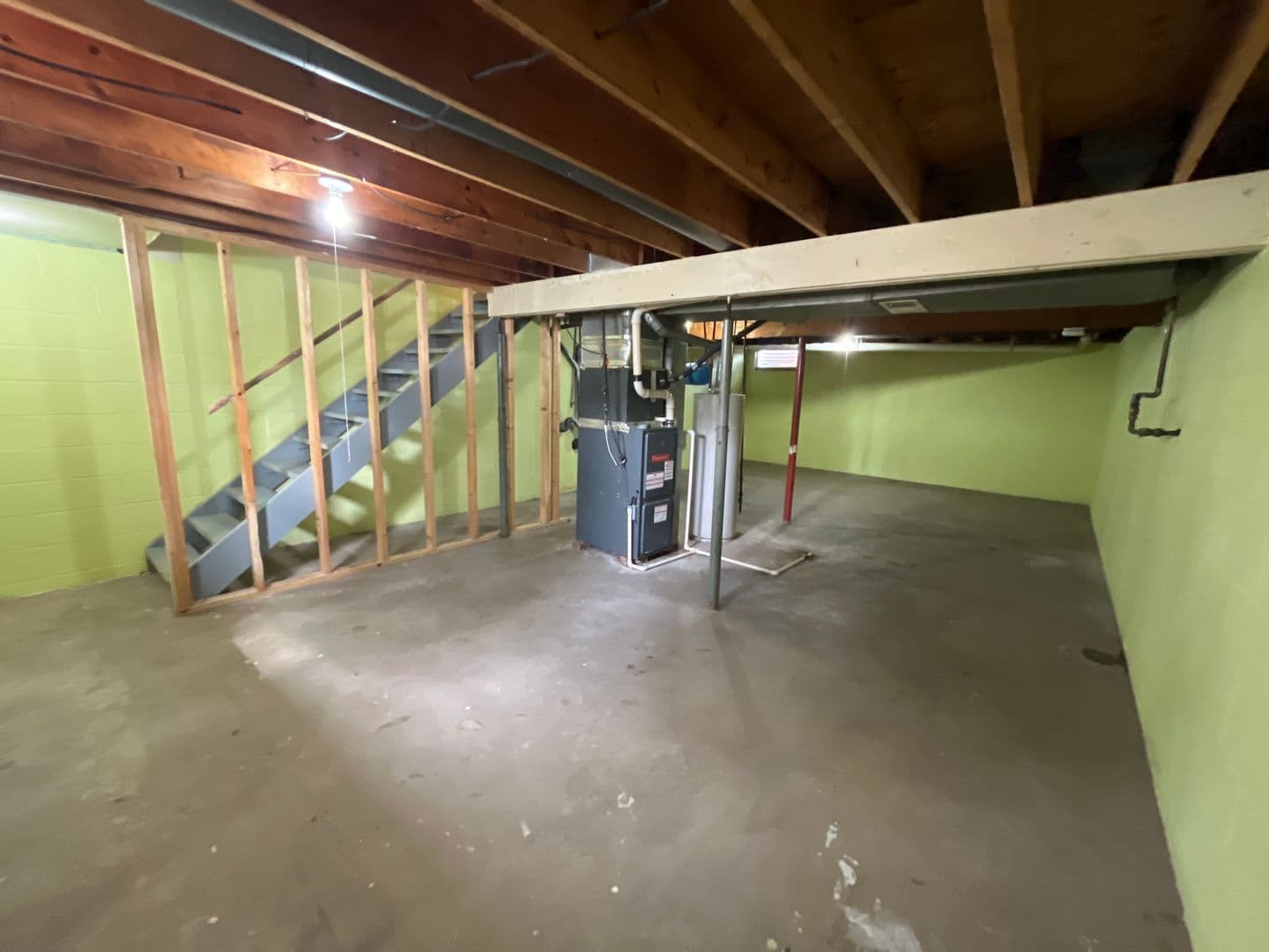 Belpre Apartment: 1604 Hill Street