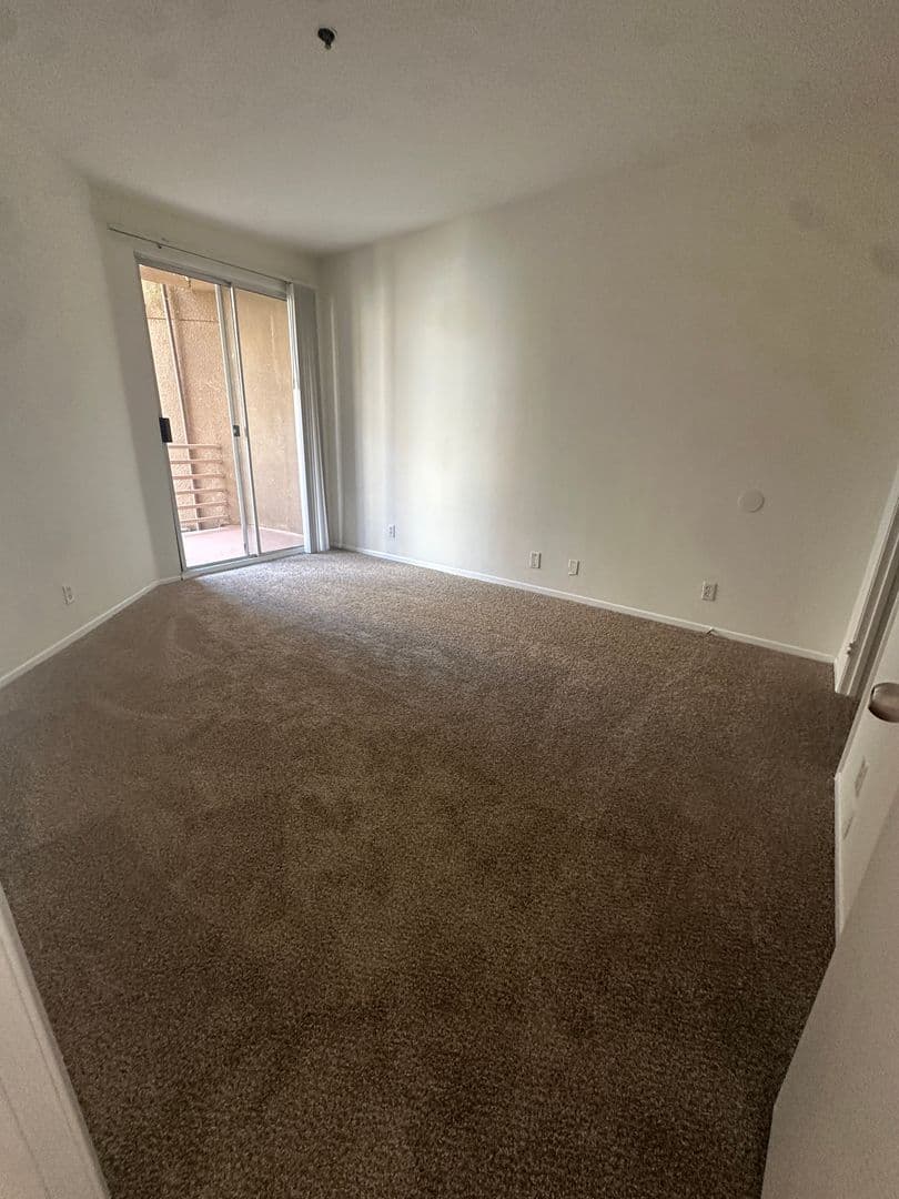 Los Angeles Apartment: 1229 N. Sycamore Ave.