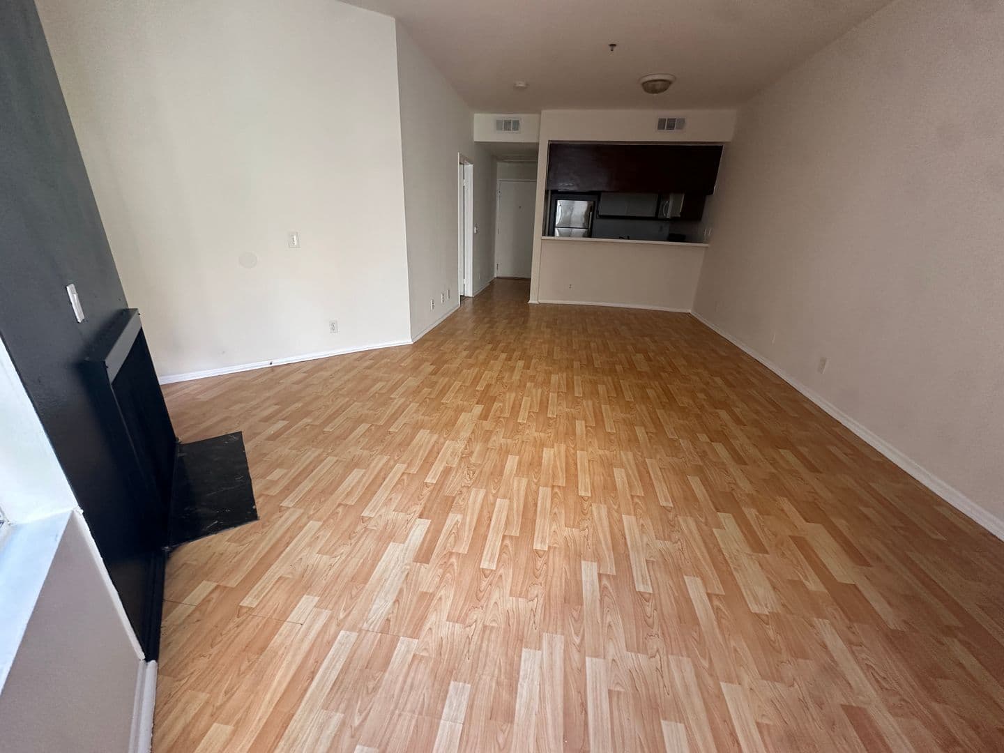 Los Angeles Apartment: 1229 N. Sycamore Ave.