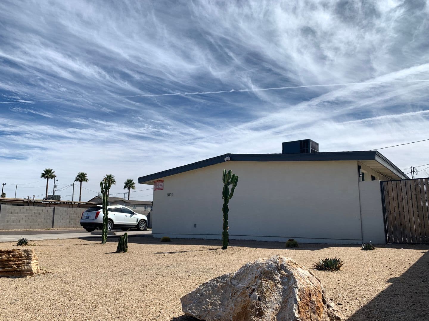 Phoenix Apartment: 1011 E Amelia Avenue