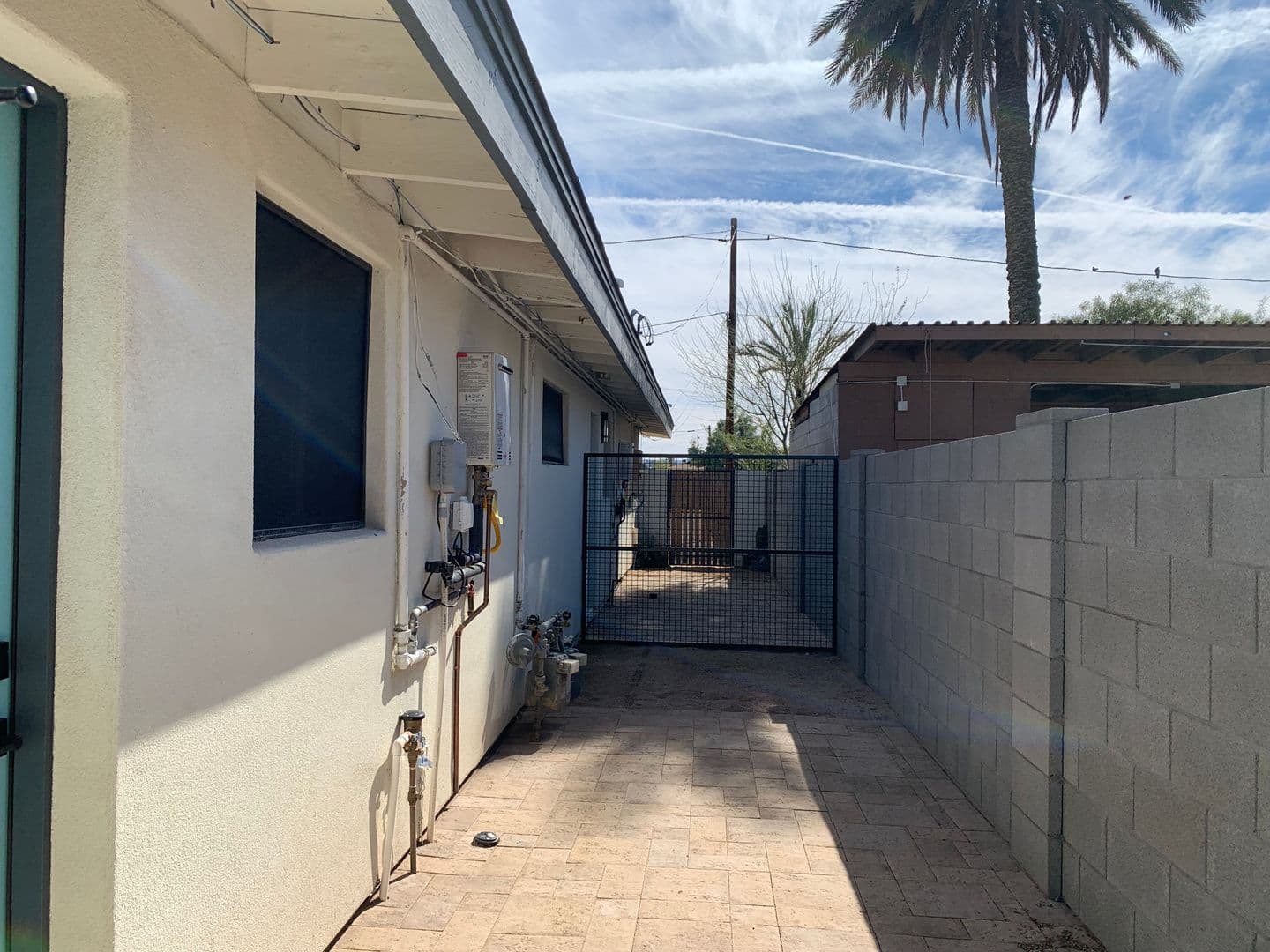 Phoenix Apartment: 1011 E Amelia Avenue