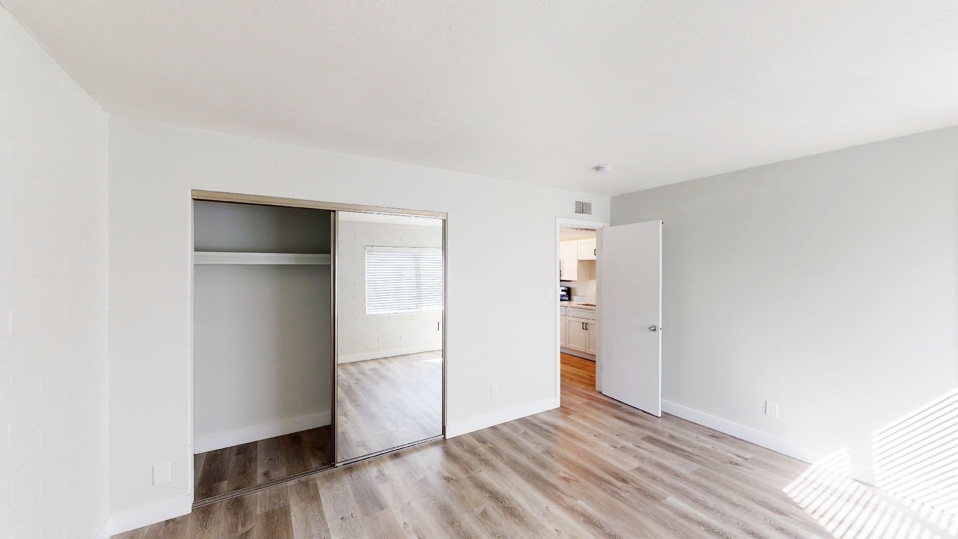 Phoenix Apartment: 1716 E Ocotillo Road