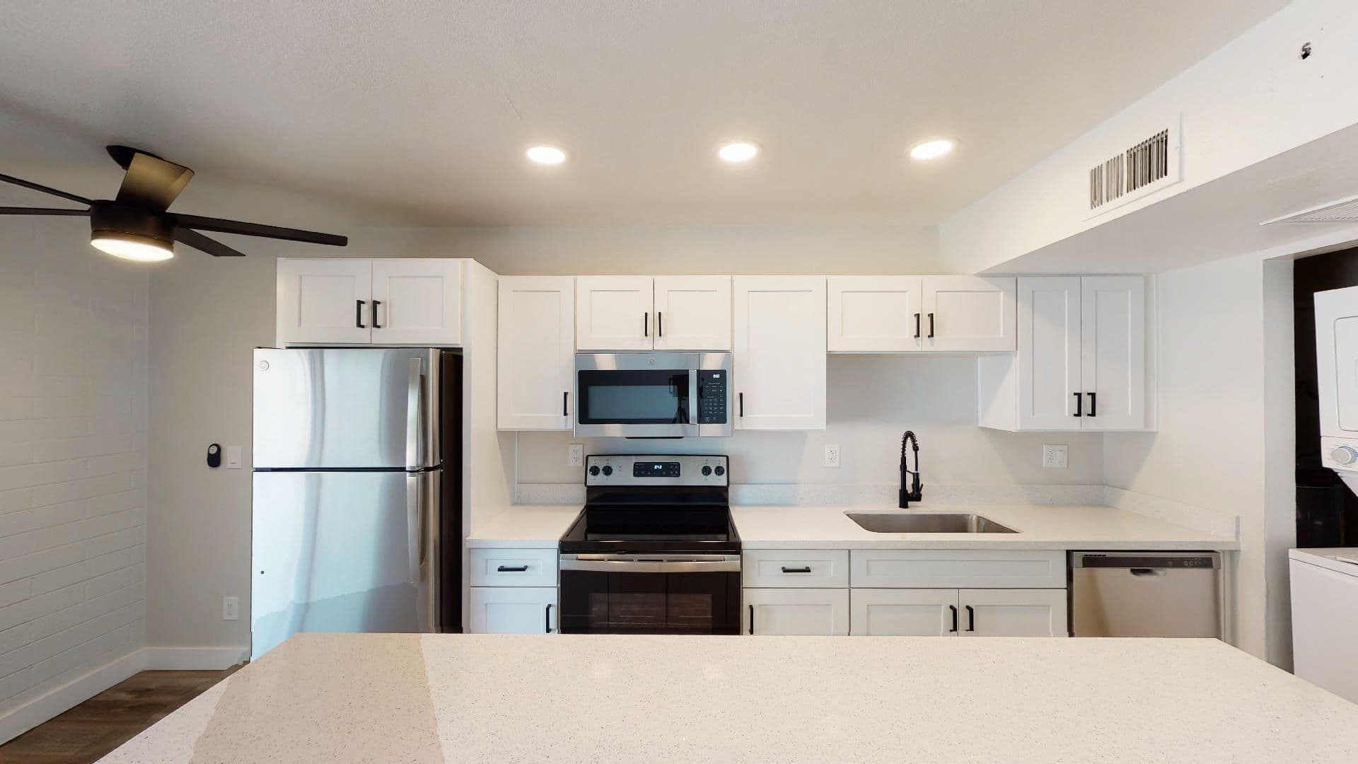 Phoenix Apartment: 1716 E Ocotillo Road