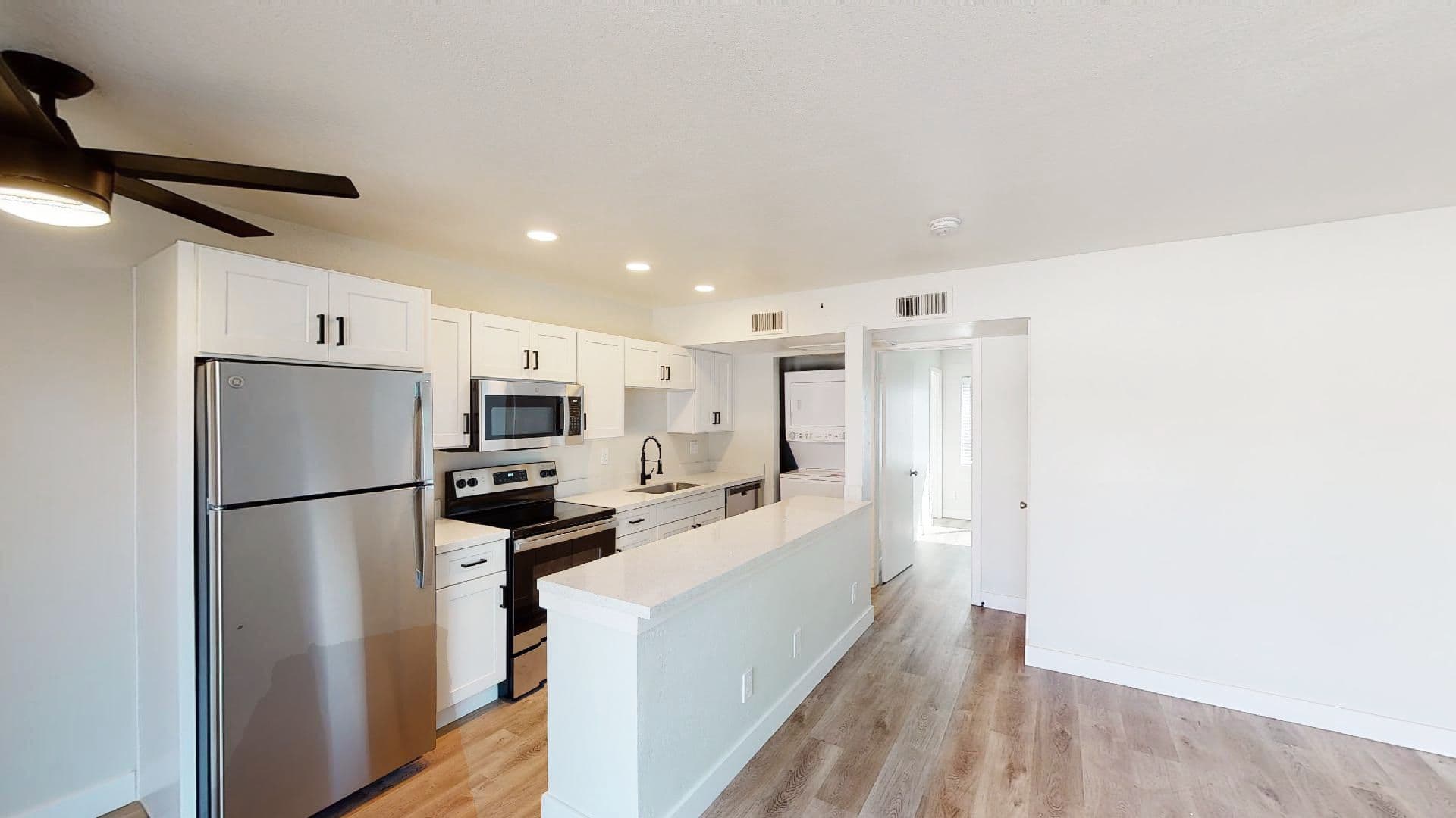 Phoenix Apartment: 1716 E Ocotillo Road