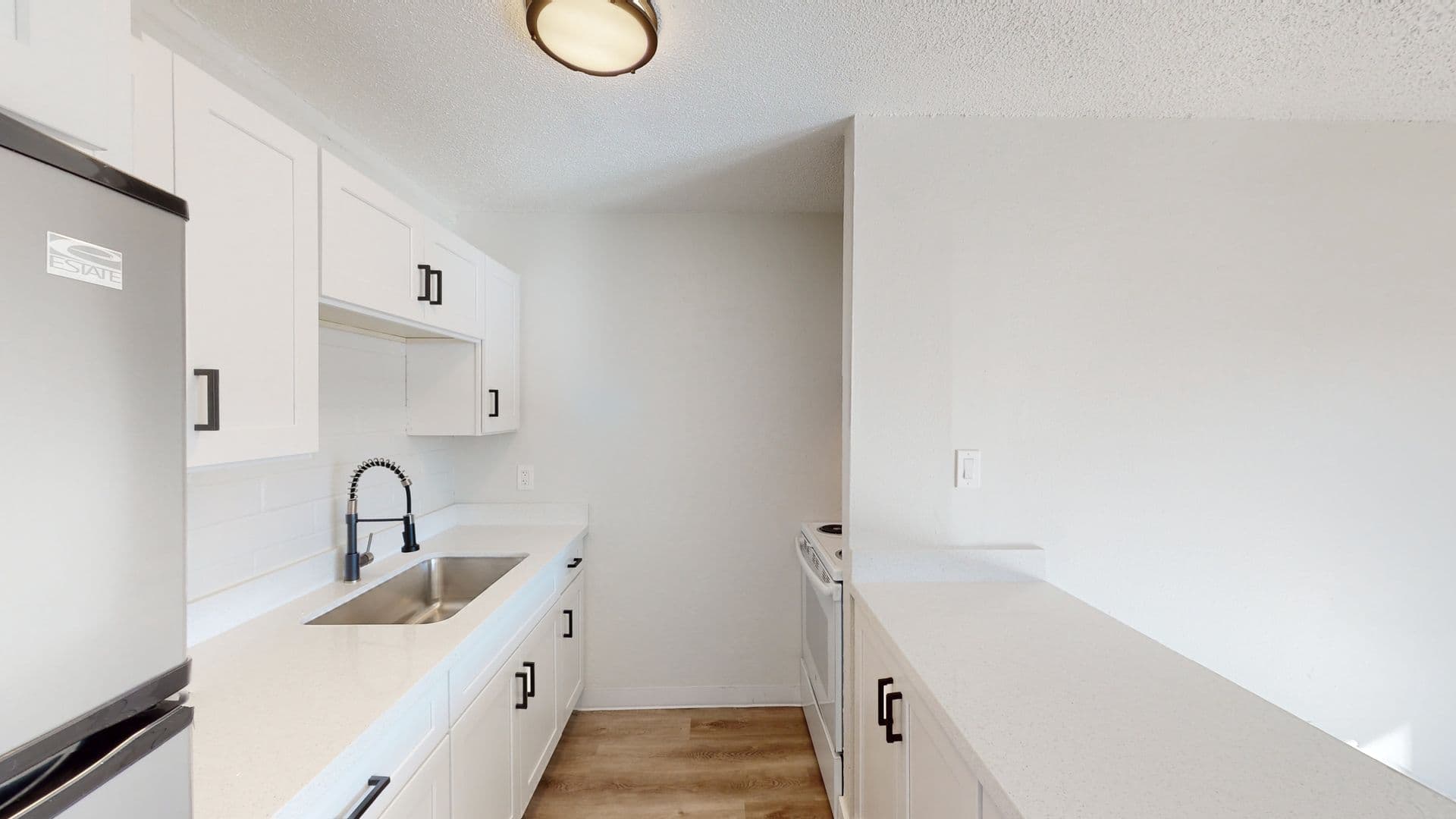 Phoenix Apartment: 1712 E Ocotillo Road