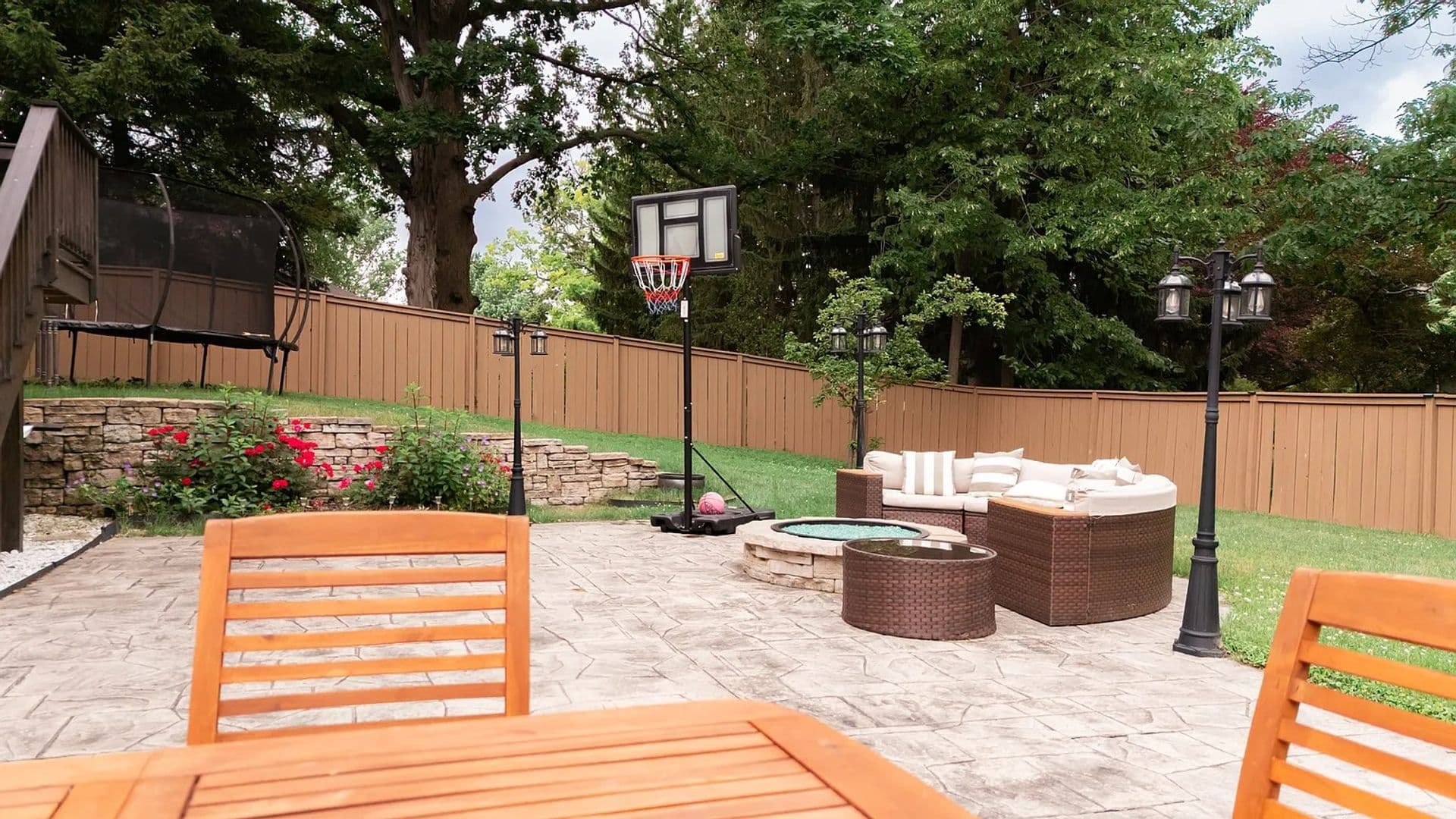East Lansing House: 935 Whittier