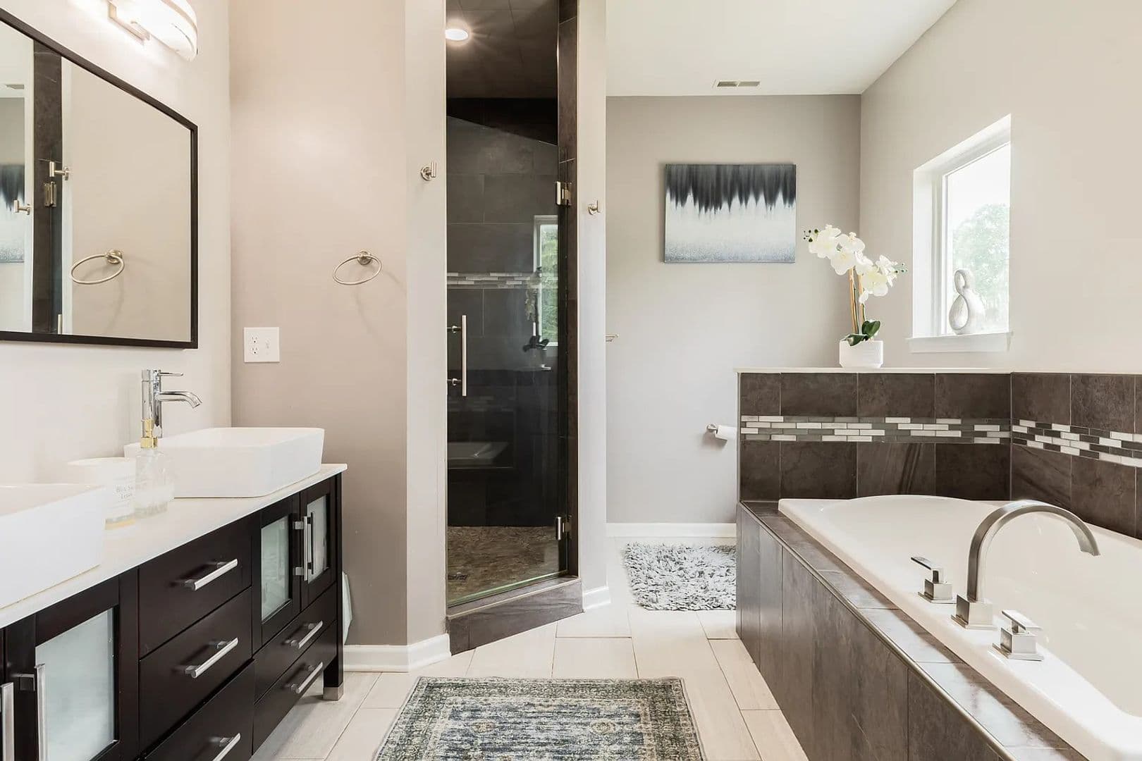 East Lansing House: 935 Whittier