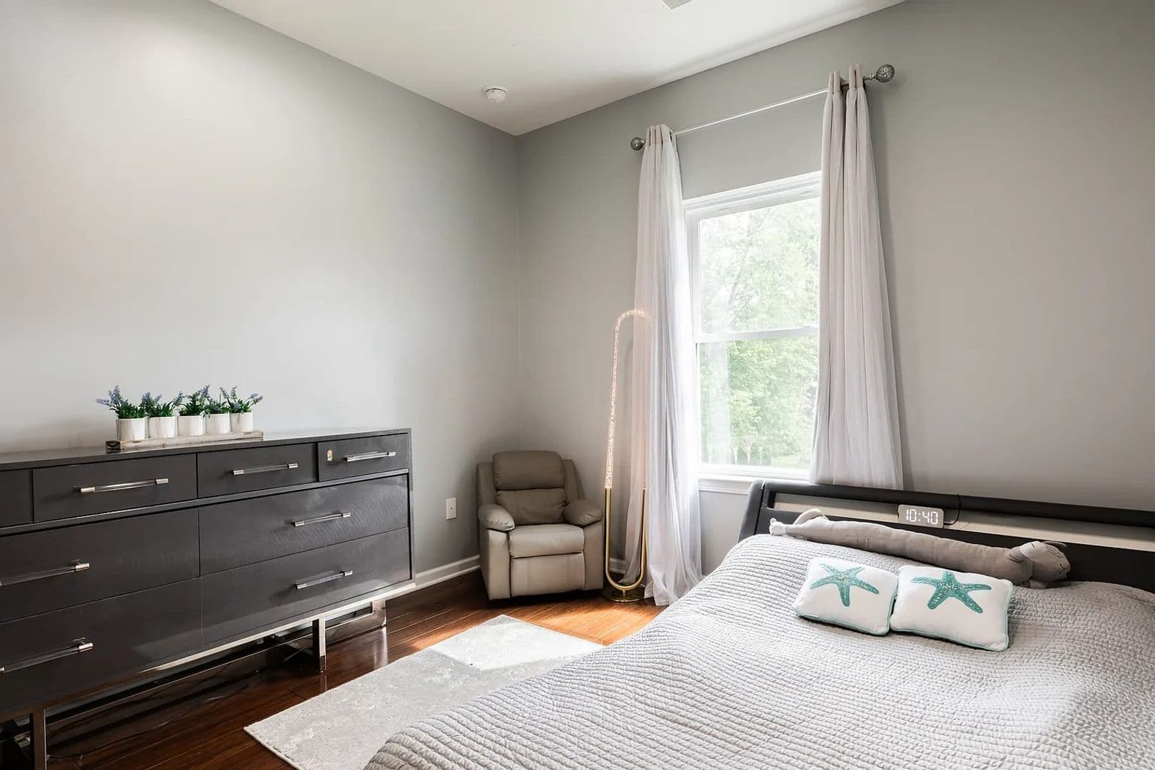 East Lansing House: 935 Whittier