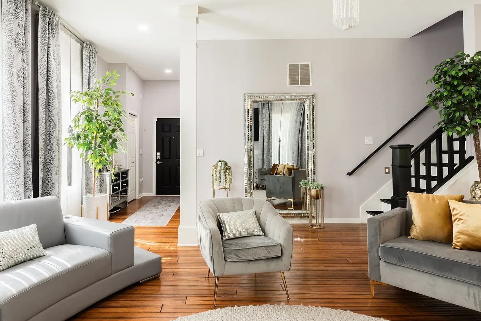 East Lansing House: 935 Whittier