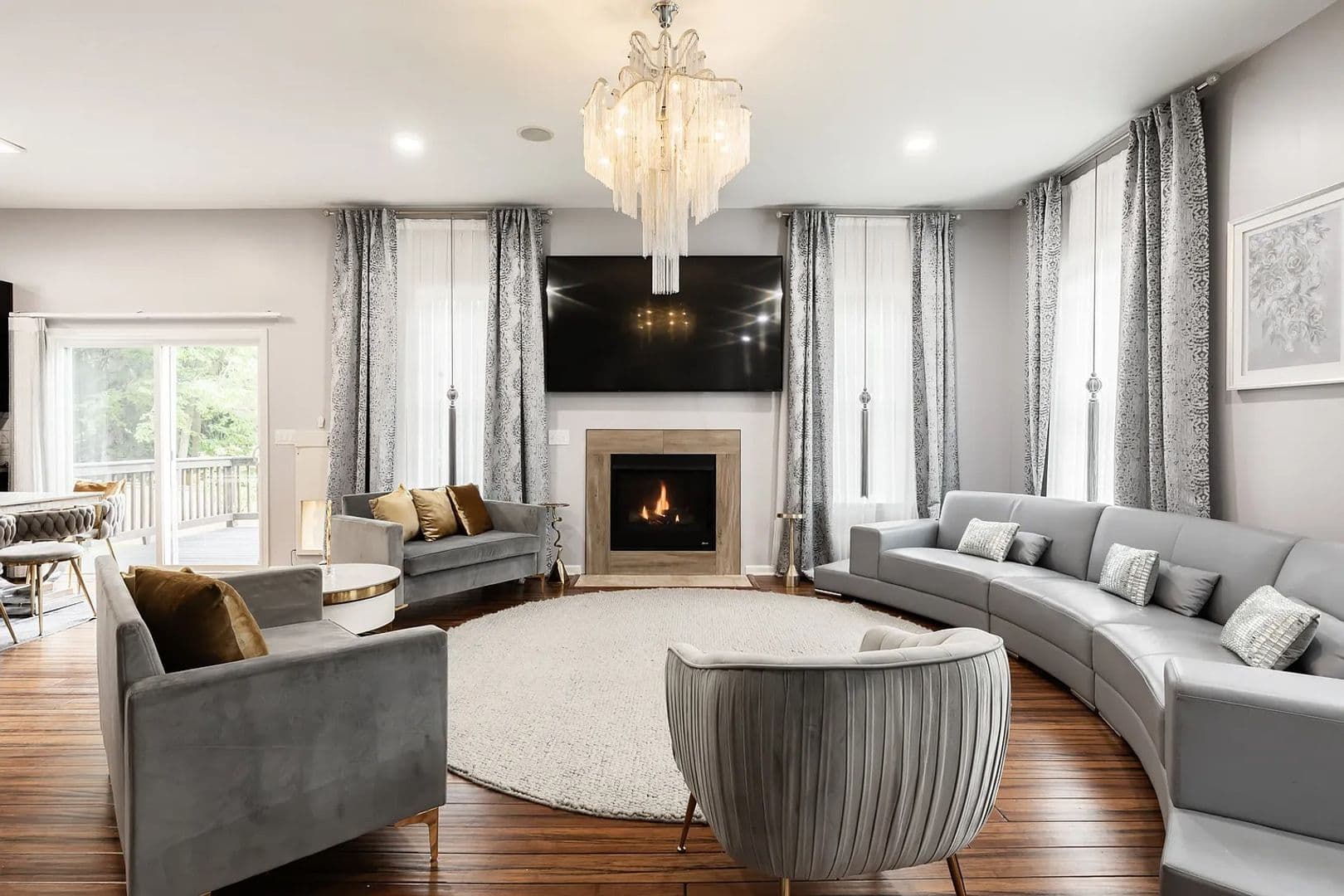 East Lansing House: 935 Whittier