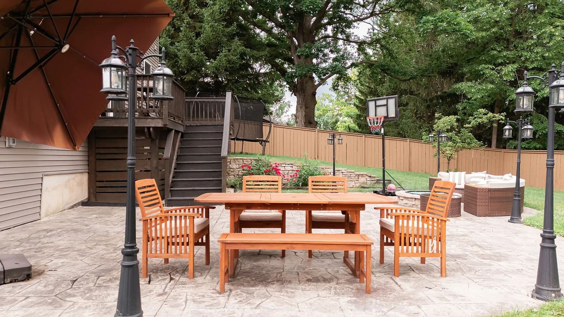 East Lansing House: 935 Whittier