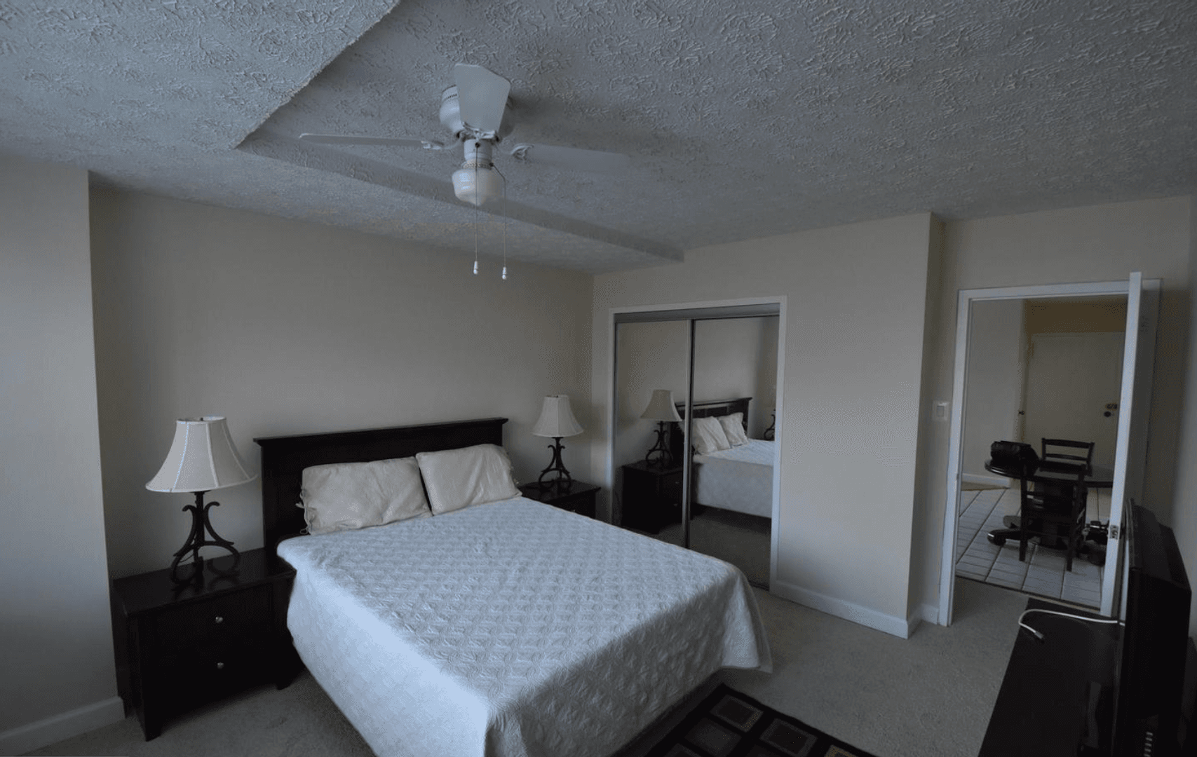 Arlington Condo: 1021 Arlington Blvd Unit 918