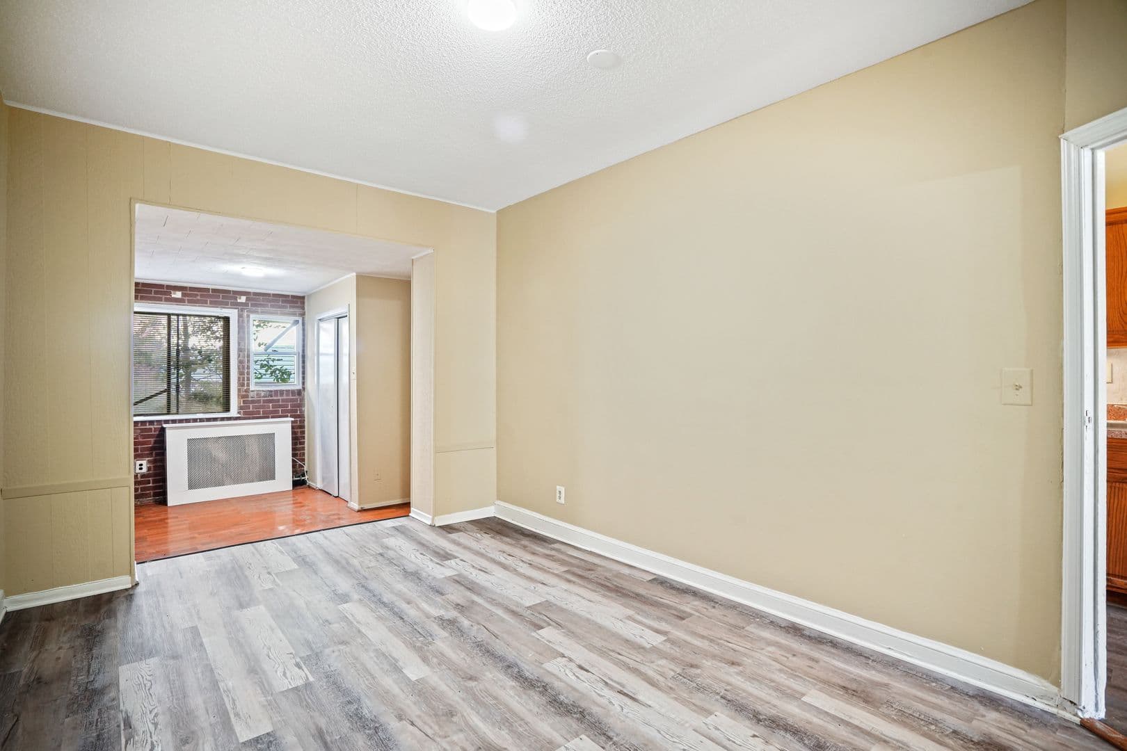 Washington Apartment: 1904 Constitution Ave NE  - Unit 3