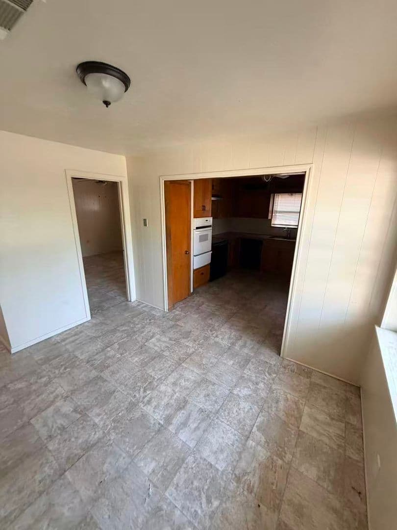 Richardson House: 413 Frances Way