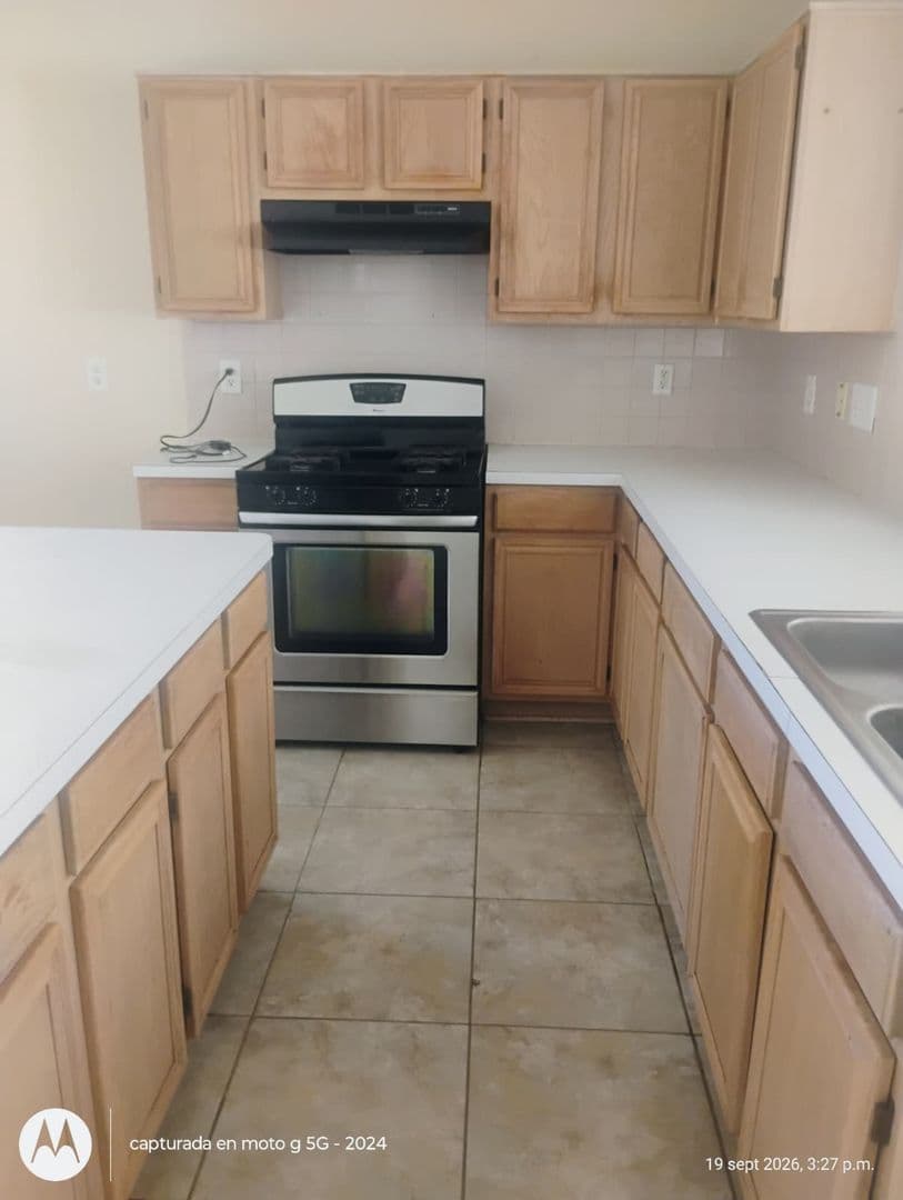 Rowlett House: 7701 Tidewater Dr