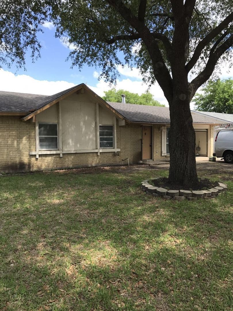 Plano House: 3324 Tarkio Road