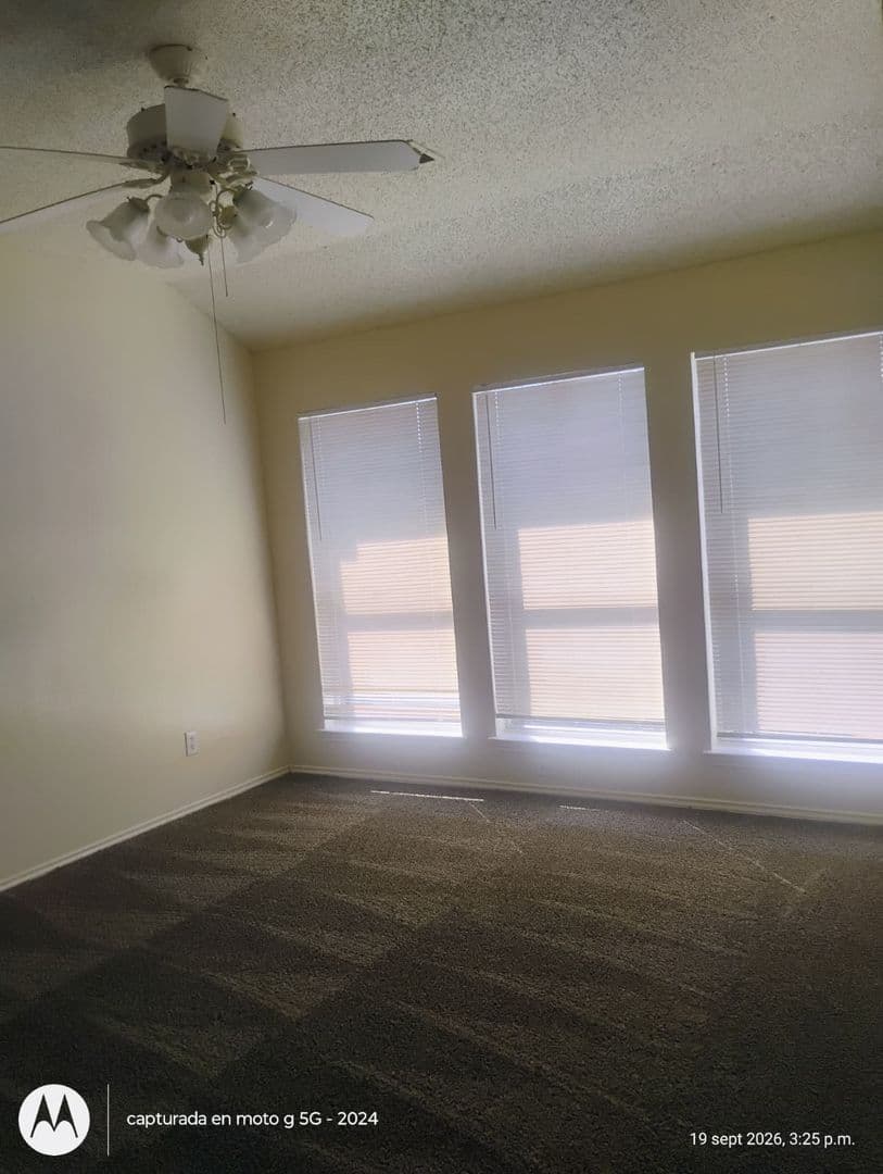 Rowlett House: 7701 Tidewater Dr