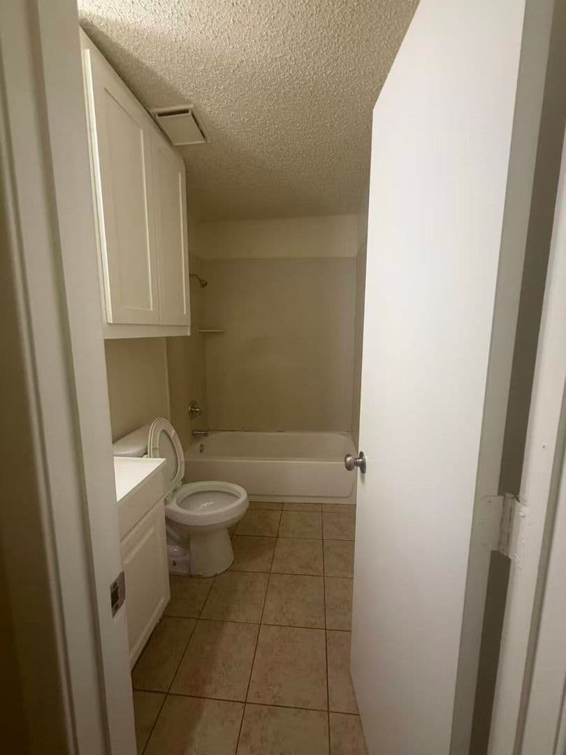 Garland House: 1429 Whippoorwill Drive