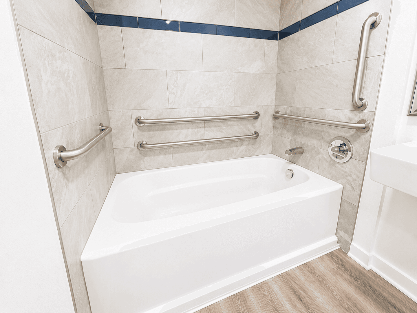 Lakewood Apartment: 1391 Carr St