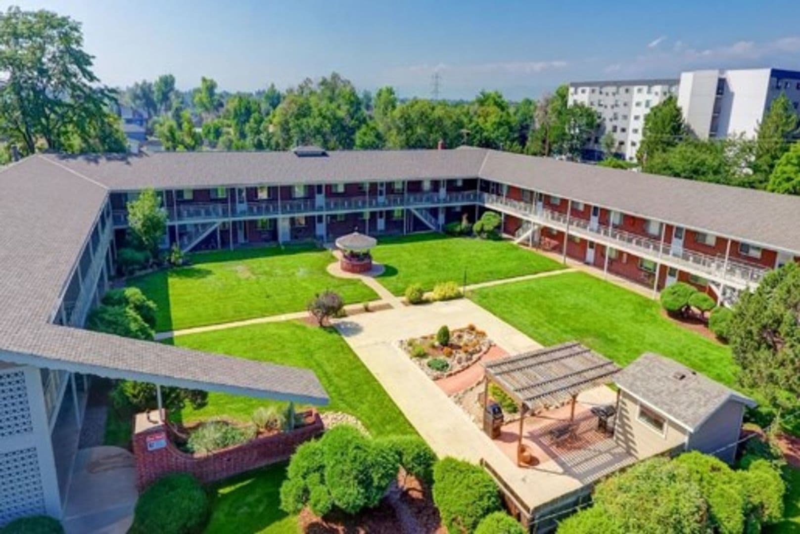 Lakewood Apartment: 375 S. Depew St.