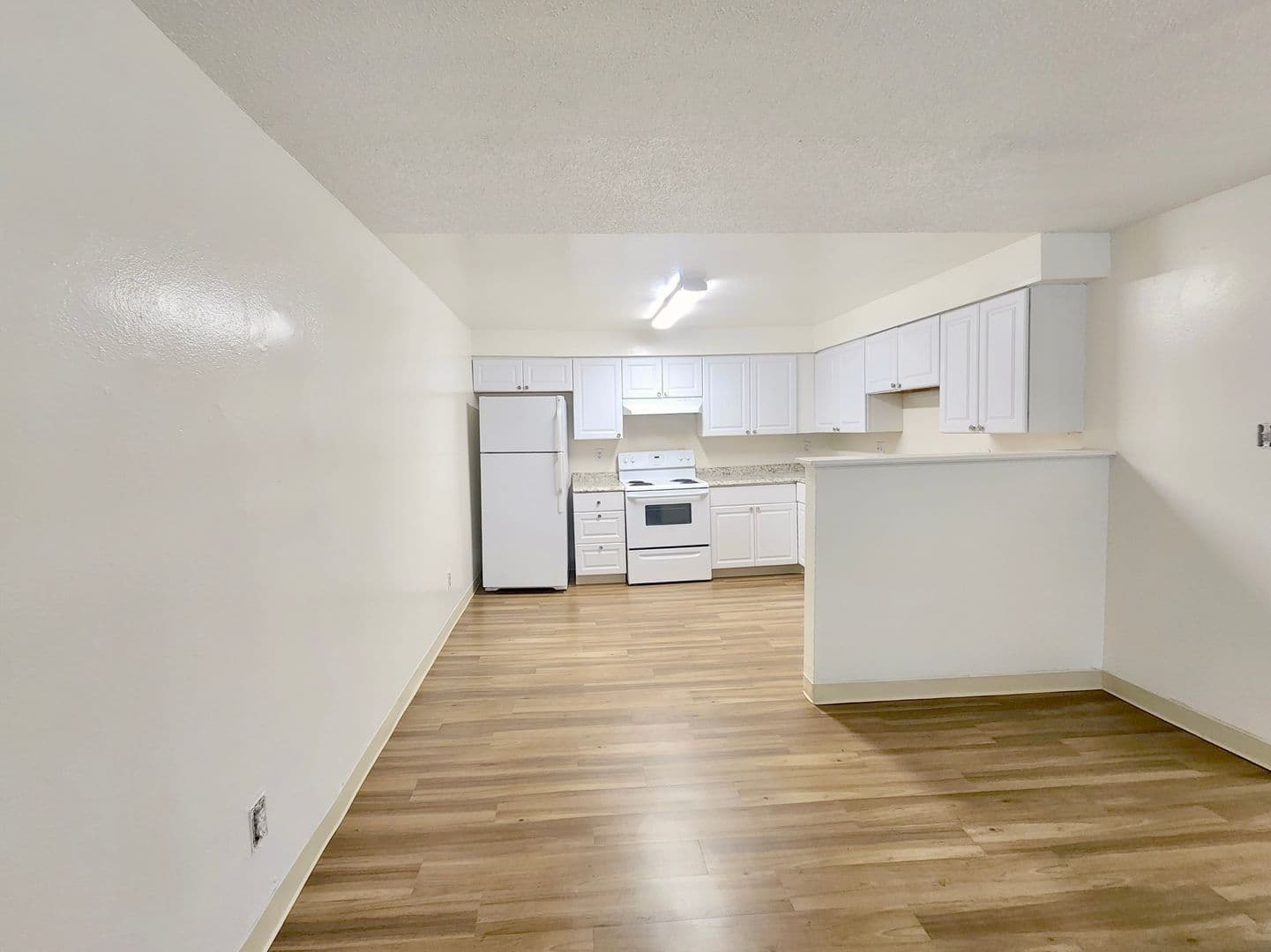 Denver Apartment: 5100 W. 8th Ave