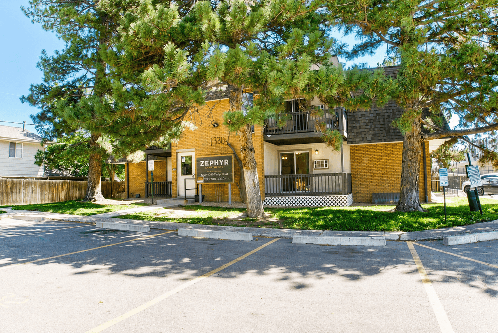 Lakewood Apartment: Zephyr Apartments