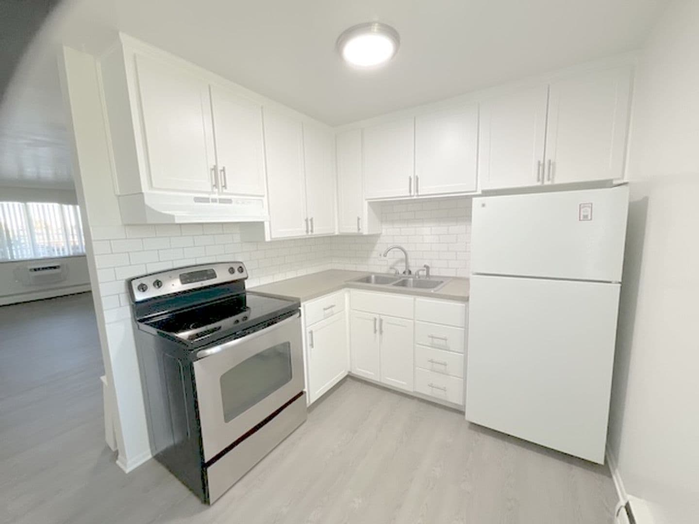 Lakewood Apartment: 375 S. Depew St.
