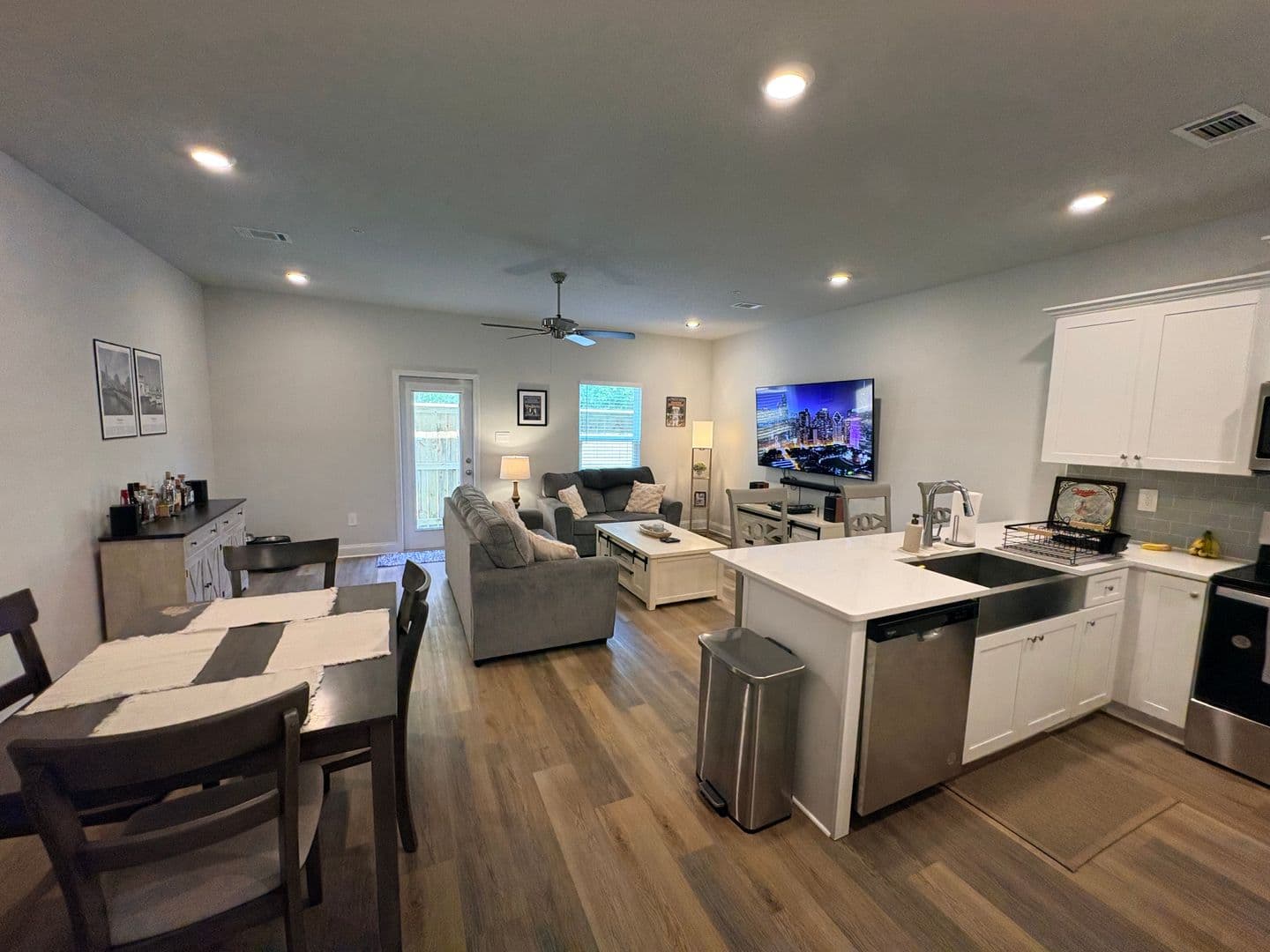 Biloxi Townhome: 144 Debuys rd