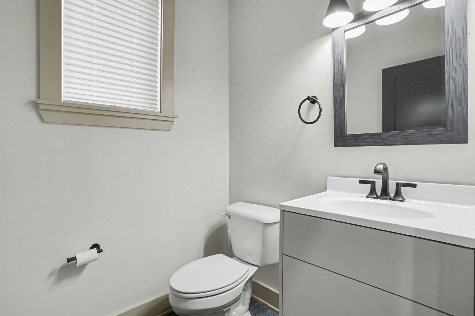 Louisville House: 1105 Logan St