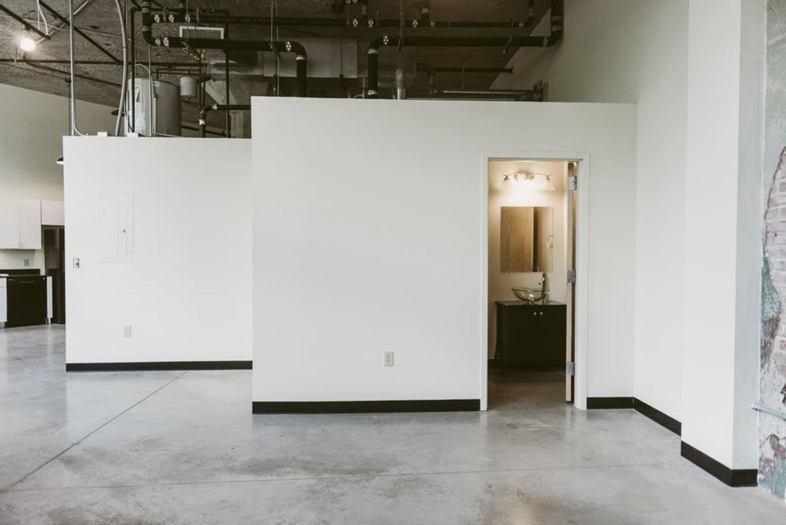 Louisville Apartment: 2520 S 3rd Street