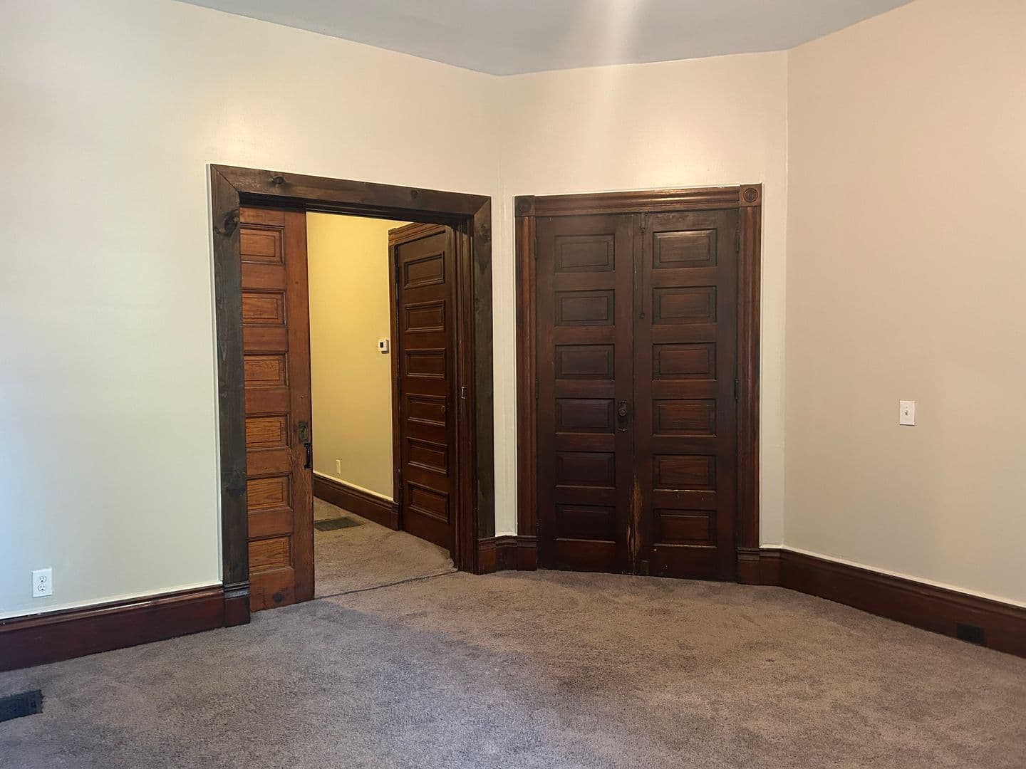 Louisville Apartment: 1108 S 1st Street