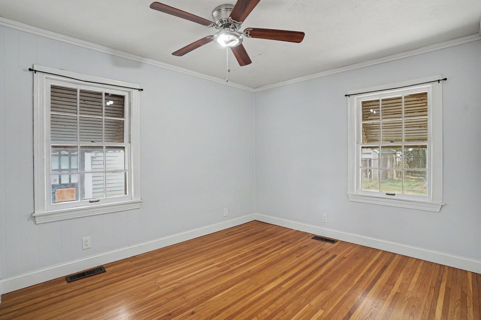 Louisville House: 521 Creel Ave