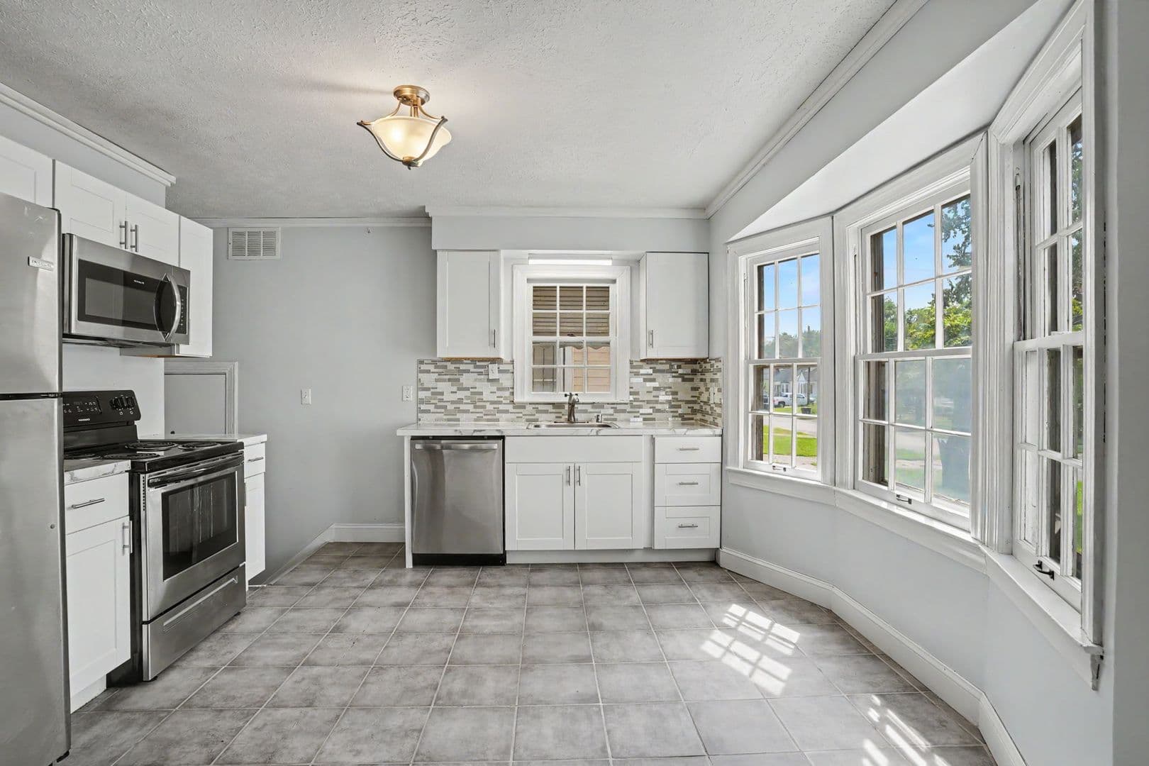 Louisville House: 521 Creel Ave