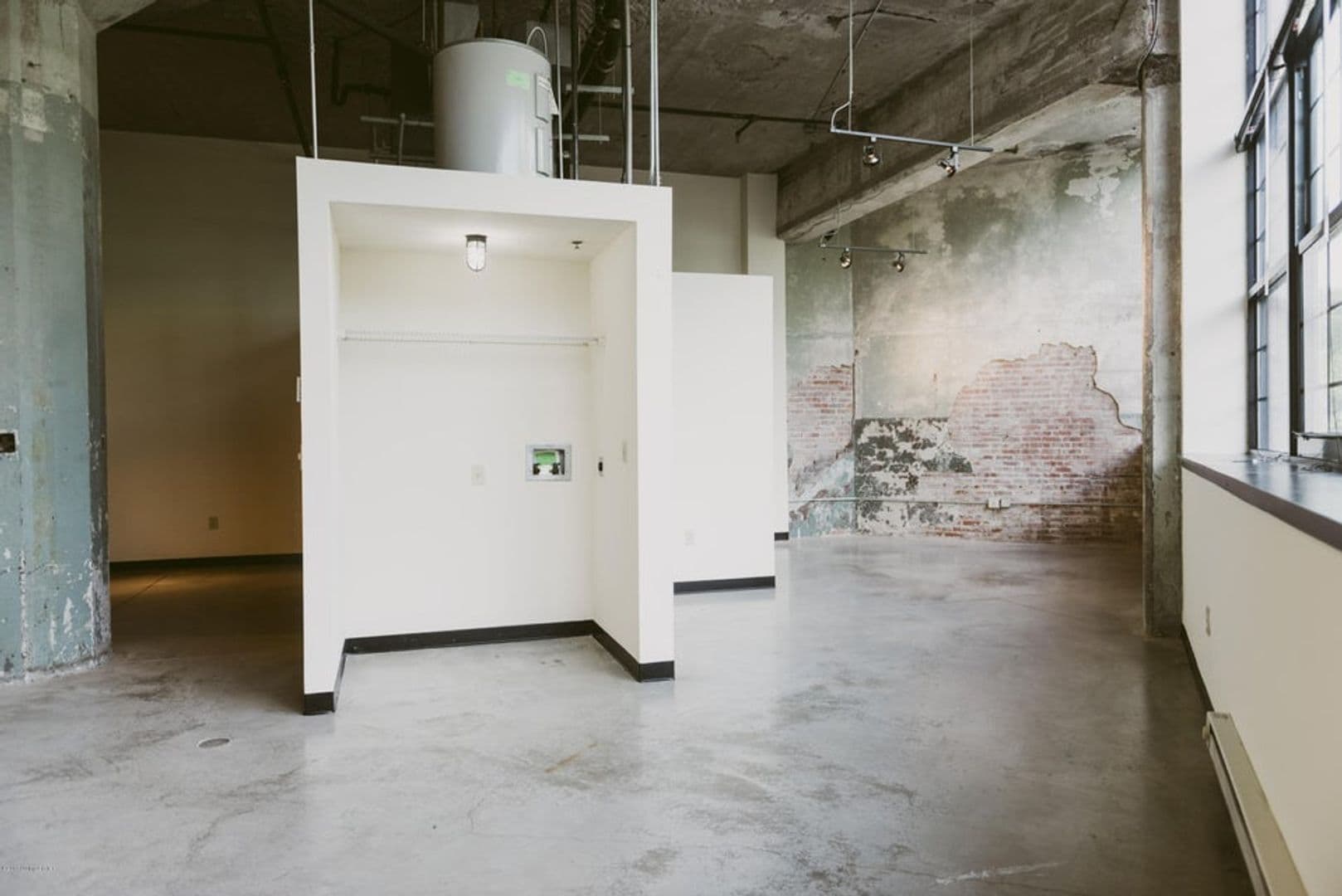 Louisville Apartment: 2520 S 3rd Street