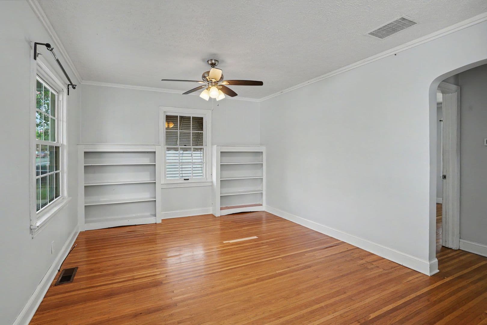 Louisville House: 521 Creel Ave