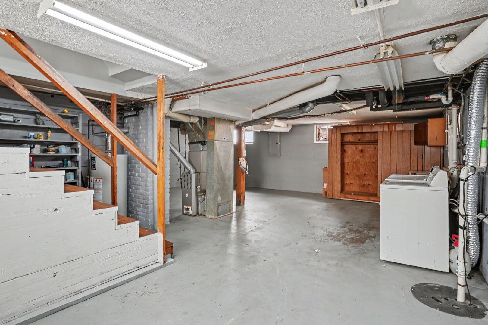 Louisville House: 521 Creel Ave