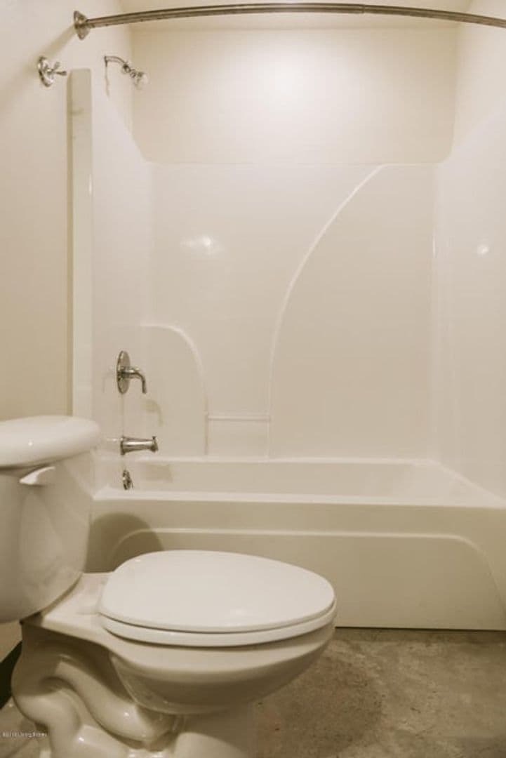 Louisville Apartment: 2520 S 3rd Street